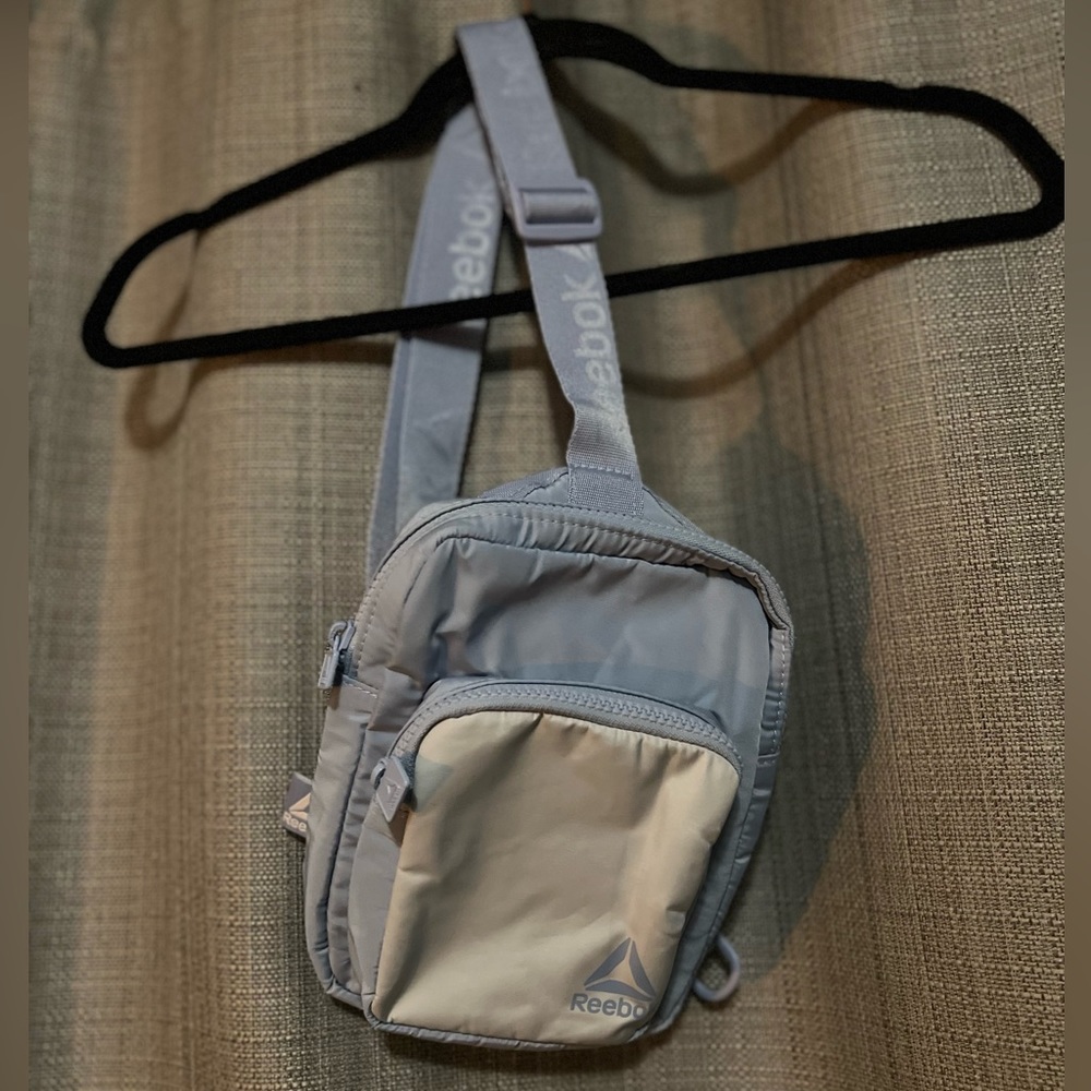 Reebok Grove Crossbody/ Sling Bag Blue Marina/Gable Grey